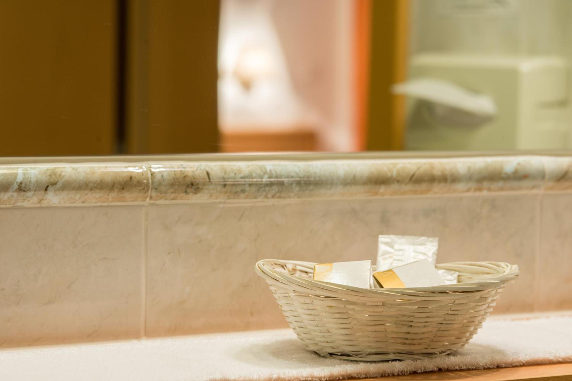 Hotel Meinhardt Schenna Eksteriør bilde